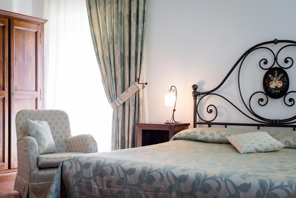 Palazzo La Fenice Massa Marittima Eksteriør billede